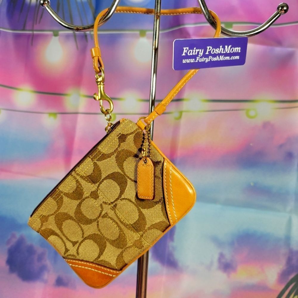 Coach Kissing C's Crossbody Bag and Wristlet in Canvas and Leather - Picture 9 of 14